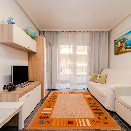 Playa Del Cura تورّيفيِخا